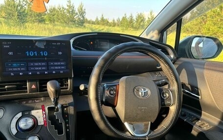 Toyota Sienta II, 2018 год, 1 820 000 рублей, 12 фотография