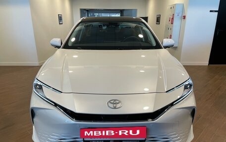 Toyota Camry, 2024 год, 4 950 000 рублей, 2 фотография