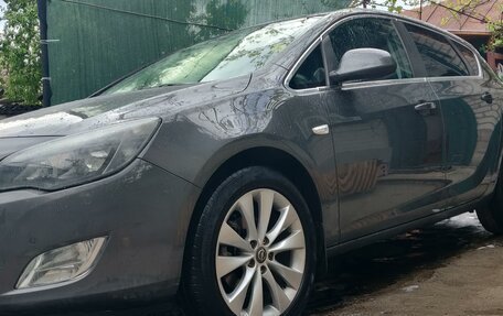 Opel Astra J, 2012 год, 990 000 рублей, 11 фотография