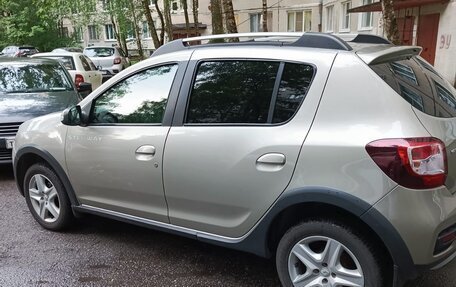 Renault Sandero II рестайлинг, 2016 год, 1 000 000 рублей, 2 фотография