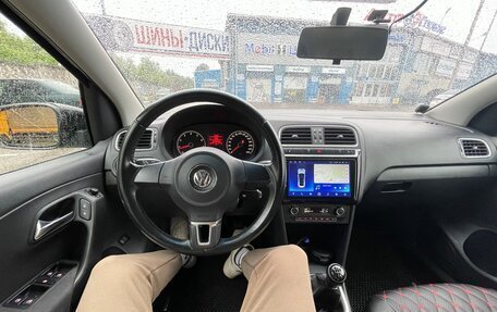 Volkswagen Polo VI (EU Market), 2013 год, 940 000 рублей, 9 фотография