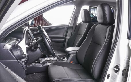 Toyota RAV4, 2017 год, 2 749 000 рублей, 10 фотография