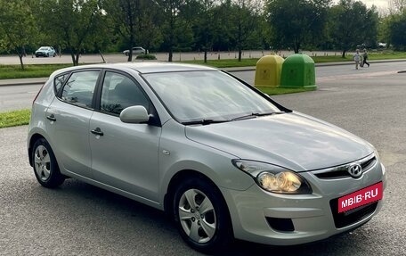 Hyundai i30 I, 2010 год, 800 000 рублей, 3 фотография
