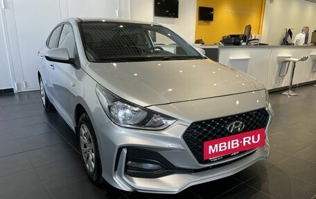 Hyundai Solaris II рестайлинг, 2018 год, 1 413 000 рублей, 3 фотография