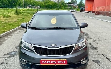 KIA Rio III рестайлинг, 2017 год, 1 099 000 рублей, 2 фотография