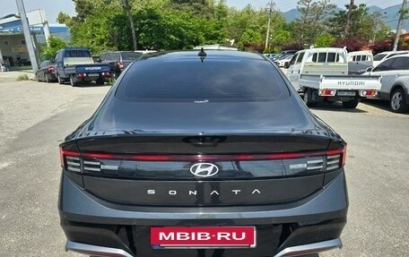 Hyundai Sonata VIII, 2024 год, 4 000 000 рублей, 5 фотография