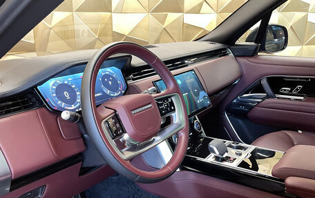 Land Rover Range Rover IV рестайлинг, 2023 год, 24 000 000 рублей, 4 фотография