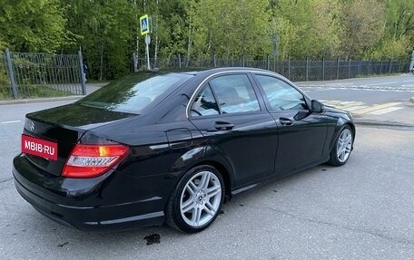 Mercedes-Benz C-Класс, 2010 год, 1 100 000 рублей, 3 фотография