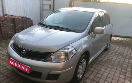 Nissan Tiida, 2013 год, 950 000 рублей, 1 фотография