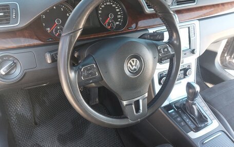 Volkswagen Passat CC I рестайлинг, 2011 год, 1 500 000 рублей, 17 фотография