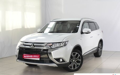 Mitsubishi Outlander III рестайлинг 3, 2018 год, 3 315 995 рублей, 1 фотография