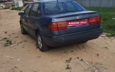 Volkswagen Passat B4, 1994 год, 180 000 рублей, 2 фотография