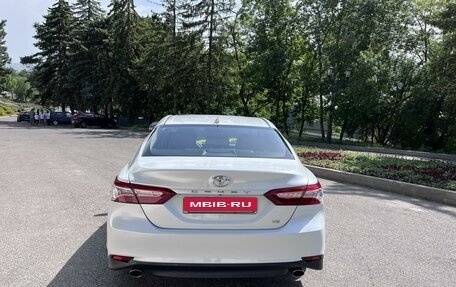 Toyota Camry, 2018 год, 3 300 000 рублей, 3 фотография