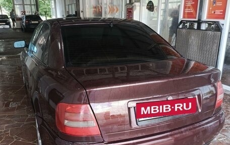 Audi A4, 1995 год, 325 000 рублей, 3 фотография