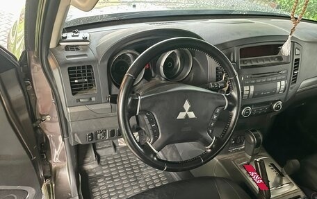 Mitsubishi Pajero IV, 2012 год, 2 010 000 рублей, 6 фотография