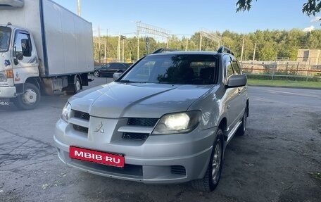 Mitsubishi Outlander III рестайлинг 3, 2003 год, 345 000 рублей, 1 фотография