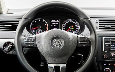 Volkswagen Jetta VI, 2013 год, 1 269 000 рублей, 16 фотография