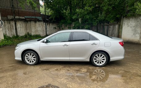 Toyota Camry, 2013 год, 2 100 000 рублей, 12 фотография