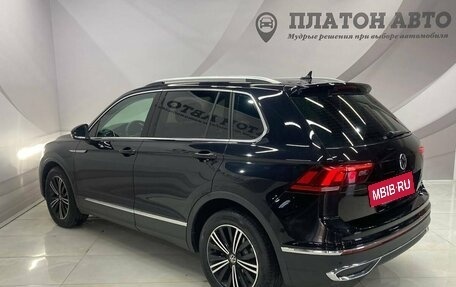 Volkswagen Tiguan II, 2022 год, 4 450 000 рублей, 7 фотография