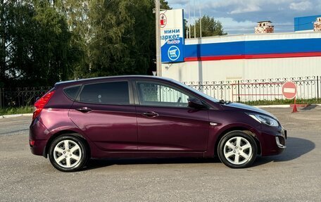 Hyundai Solaris II рестайлинг, 2011 год, 715 000 рублей, 10 фотография