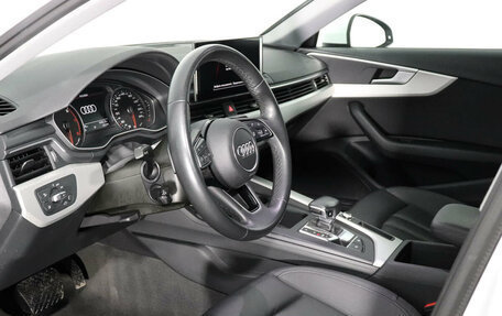 Audi A4, 2021 год, 3 198 000 рублей, 10 фотография