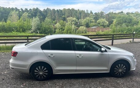 Volkswagen Jetta VI, 2015 год, 1 050 000 рублей, 7 фотография