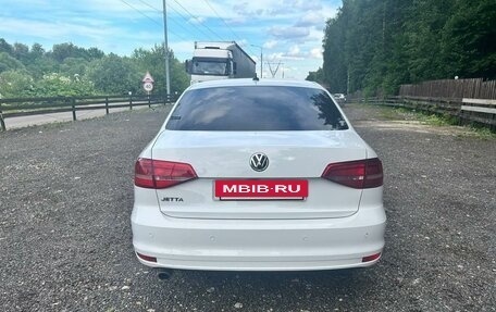 Volkswagen Jetta VI, 2015 год, 1 050 000 рублей, 5 фотография