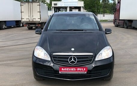 Mercedes-Benz A-Класс, 2012 год, 945 000 рублей, 6 фотография