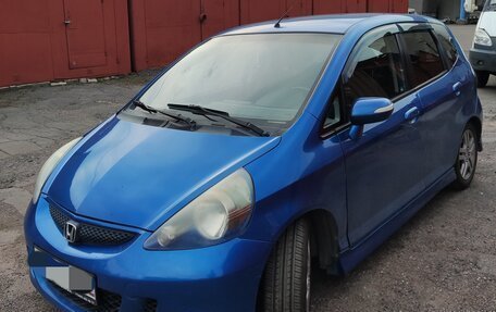 Honda Jazz I рестайлинг, 2007 год, 710 000 рублей, 1 фотография