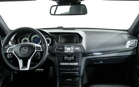 Mercedes-Benz E-Класс, 2013 год, 2 239 000 рублей, 13 фотография