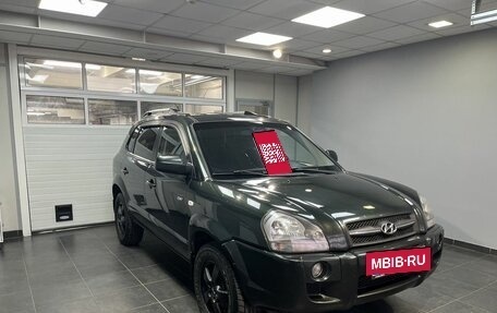 Hyundai Tucson III, 2007 год, 899 000 рублей, 3 фотография