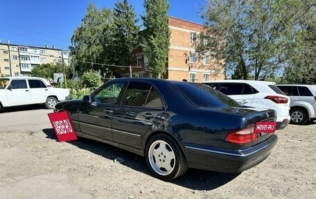 Mercedes-Benz E-Класс, 2001 год, 1 950 000 рублей, 5 фотография