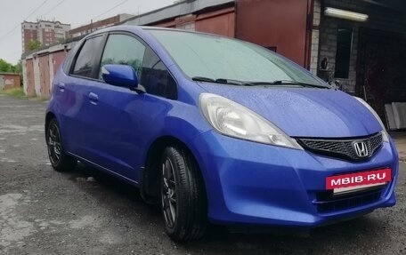 Honda Jazz II рестайлинг, 2012 год, 1 300 000 рублей, 2 фотография