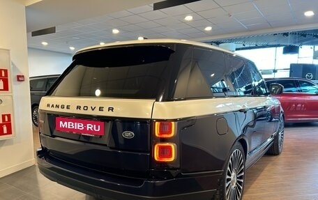 Land Rover Range Rover IV рестайлинг, 2018 год, 9 800 000 рублей, 4 фотография