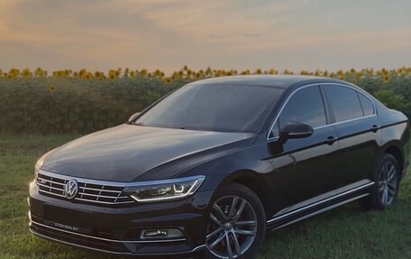 Volkswagen Passat B8 рестайлинг, 2018 год, 2 550 000 рублей, 1 фотография