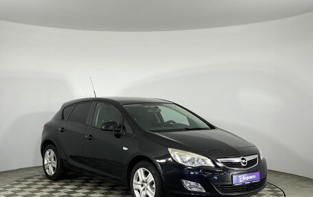 Opel Astra J, 2011 год, 900 000 рублей, 2 фотография