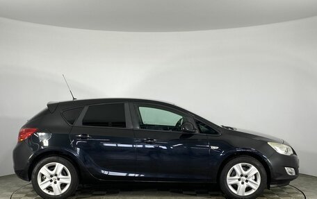 Opel Astra J, 2011 год, 900 000 рублей, 11 фотография