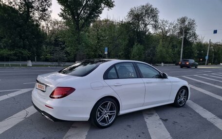 Mercedes-Benz E-Класс, 2017 год, 3 560 000 рублей, 8 фотография