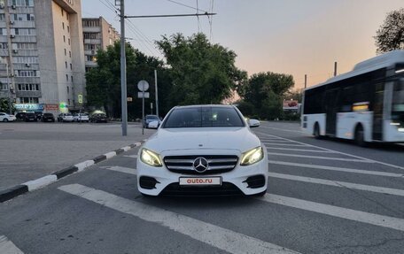 Mercedes-Benz E-Класс, 2017 год, 3 560 000 рублей, 3 фотография
