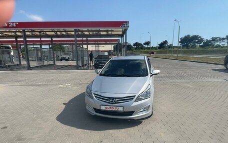 Hyundai Solaris II рестайлинг, 2014 год, 940 000 рублей, 4 фотография