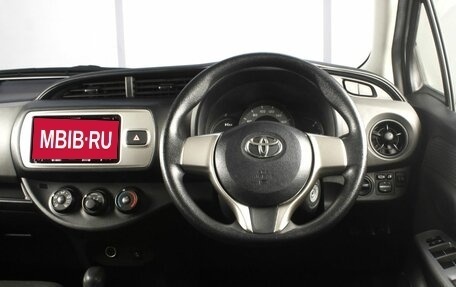 Toyota Vitz, 2016 год, 919 995 рублей, 9 фотография