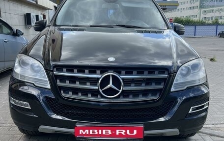 Mercedes-Benz M-Класс, 2011 год, 1 650 000 рублей, 2 фотография