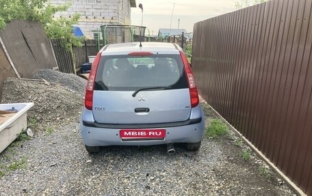 Mitsubishi Colt VI рестайлинг, 2004 год, 420 000 рублей, 2 фотография