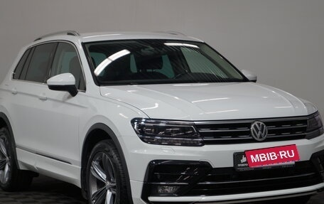 Volkswagen Tiguan II, 2019 год, 3 199 000 рублей, 3 фотография