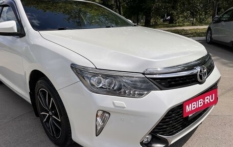 Toyota Camry, 2017 год, 2 620 000 рублей, 3 фотография