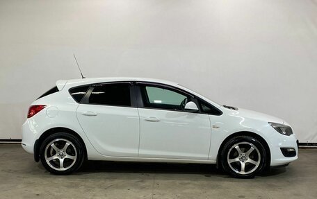 Opel Astra J, 2014 год, 955 000 рублей, 4 фотография