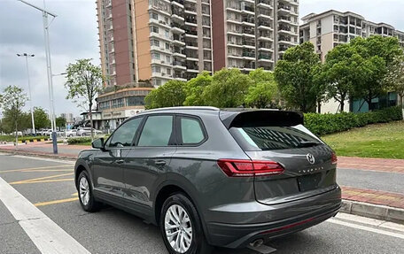 Volkswagen Touareg III, 2019 год, 4 017 000 рублей, 4 фотография