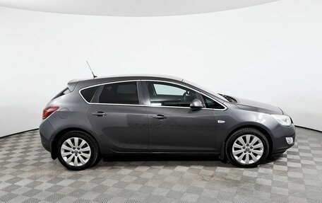 Opel Astra J, 2010 год, 788 000 рублей, 4 фотография