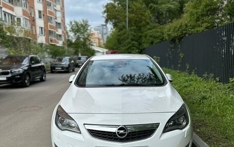 Opel Astra J, 2011 год, 1 300 000 рублей, 3 фотография