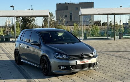 Volkswagen Golf VI, 2011 год, 1 380 000 рублей, 2 фотография